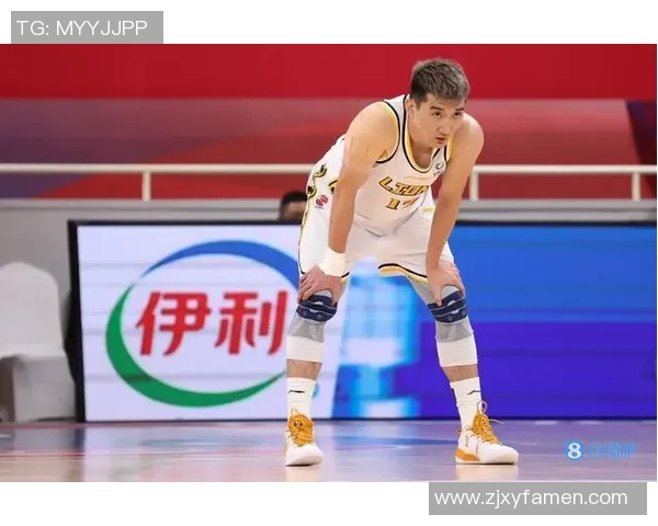 陈娜专访：从青涩球员到篮球明星的成长之路回顾